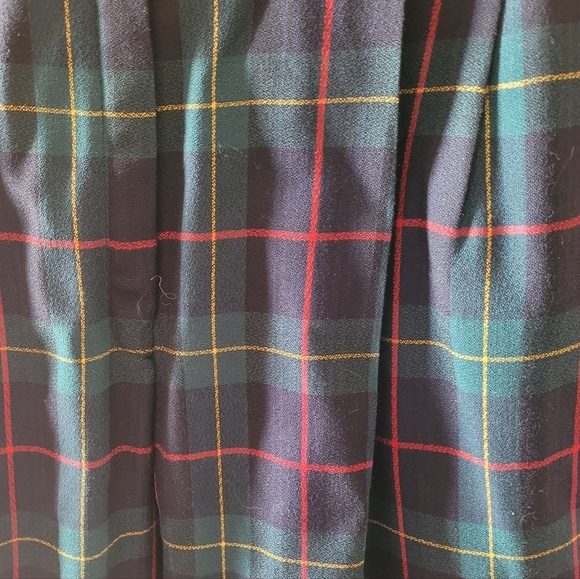 JHCollectibles Window Payne Plaid Vintage Wool Shorts Navy Green Red and Yellow - Picture 3 of 5